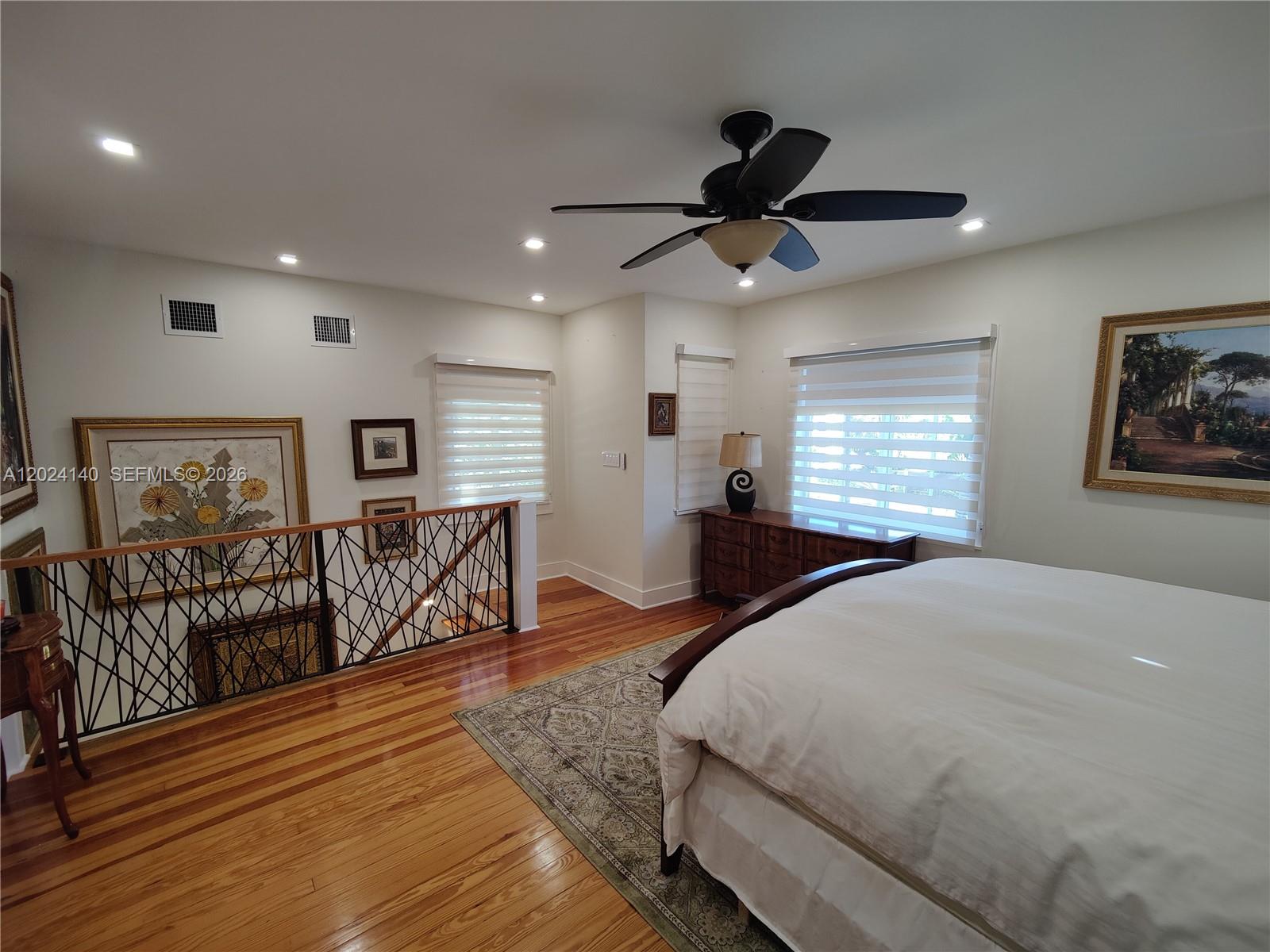 1823 S Bayshore Ln Miami, FL 33133