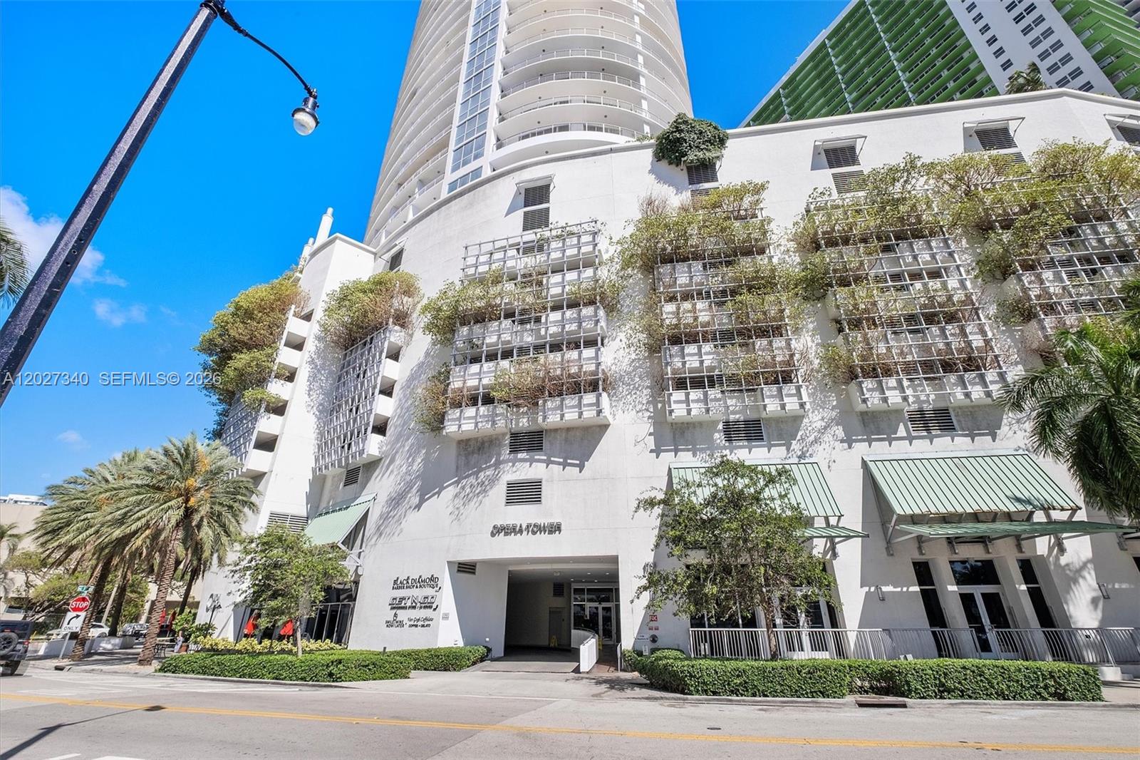 1750 N Bayshore Dr #3106 Miami, FL 33132