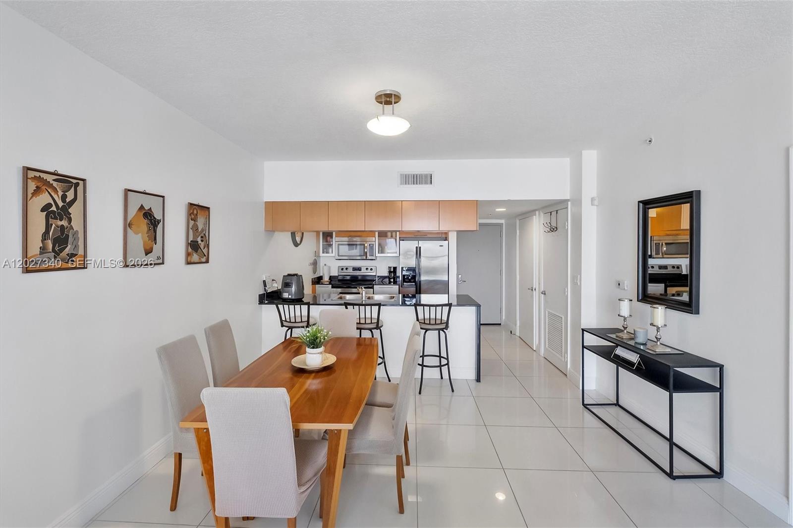1750 N Bayshore Dr #3106 Miami, FL 33132