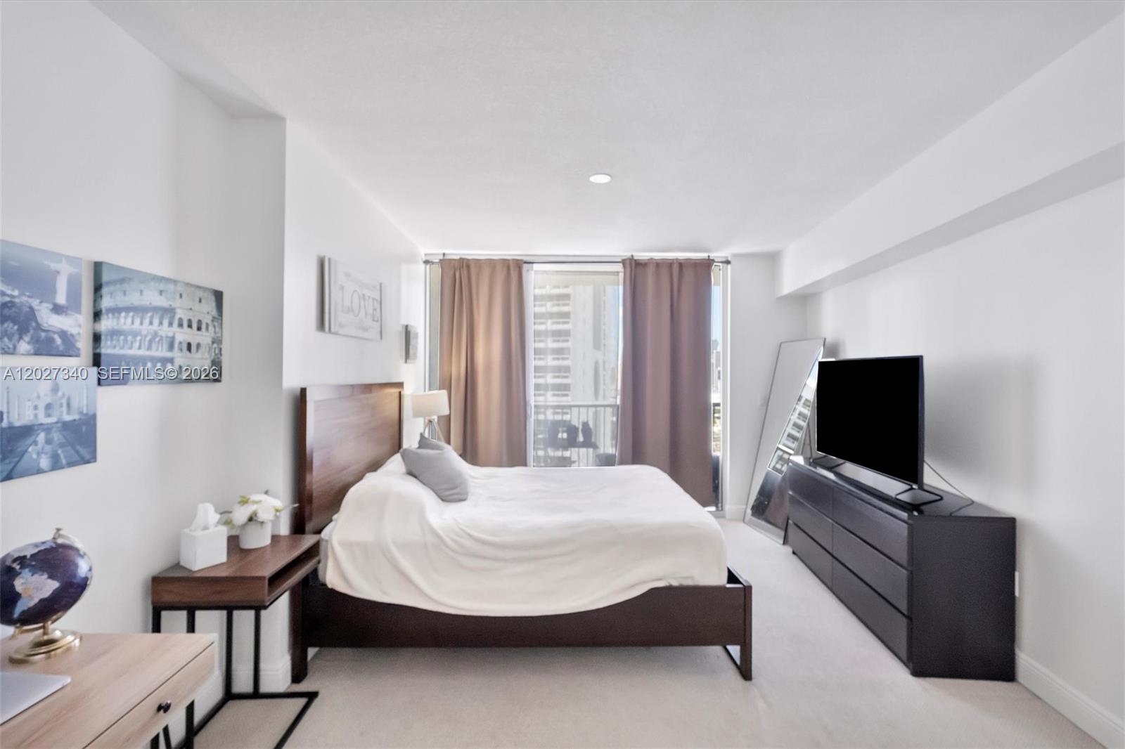 1750 N Bayshore Dr #3106 Miami, FL 33132