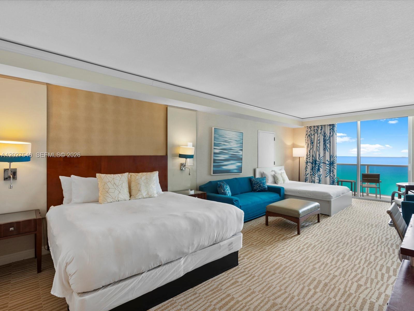 18001 Collins Ave #2511