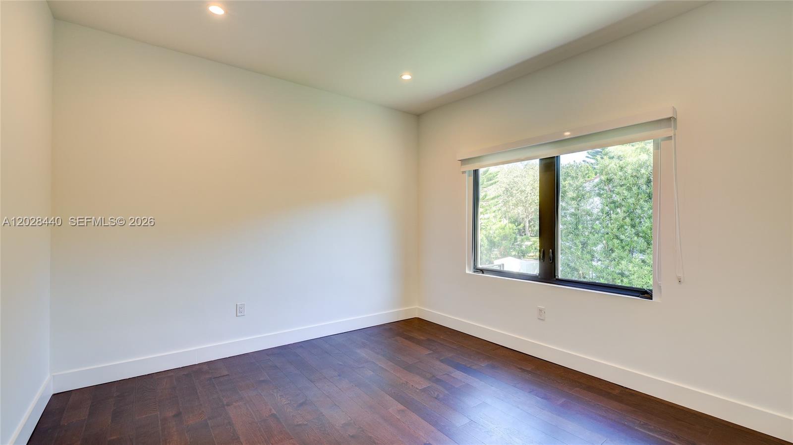 426 Aragon Ave Coral Gables, FL 33134