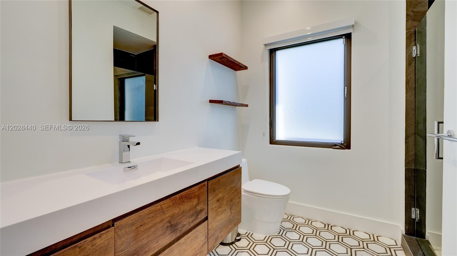 426 Aragon Ave Coral Gables, FL 33134