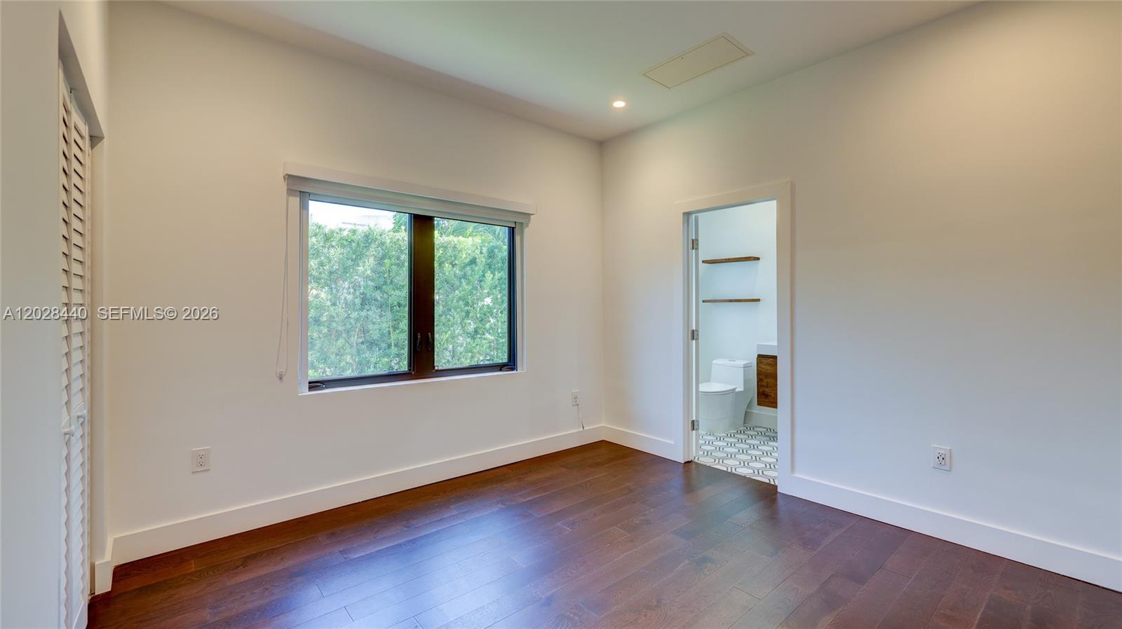 426 Aragon Ave Coral Gables, FL 33134