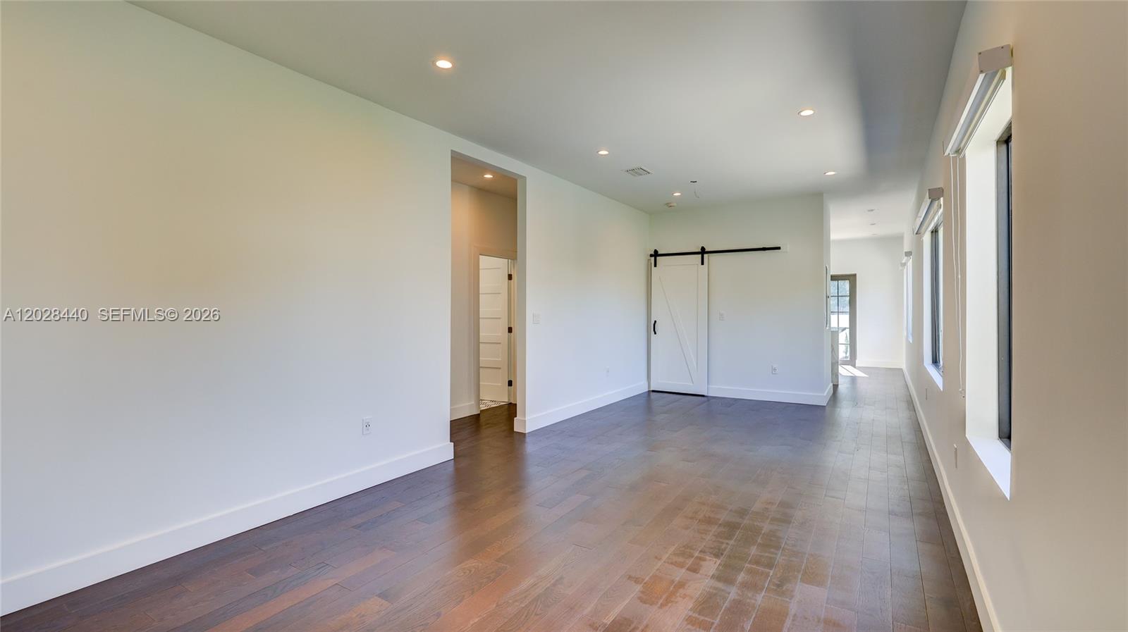 426 Aragon Ave Coral Gables, FL 33134