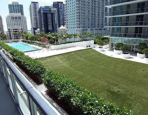 image Axis on Brickell North37