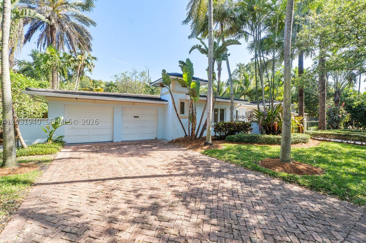 1037 Alfonso Ave Coral Gables, FL 33146