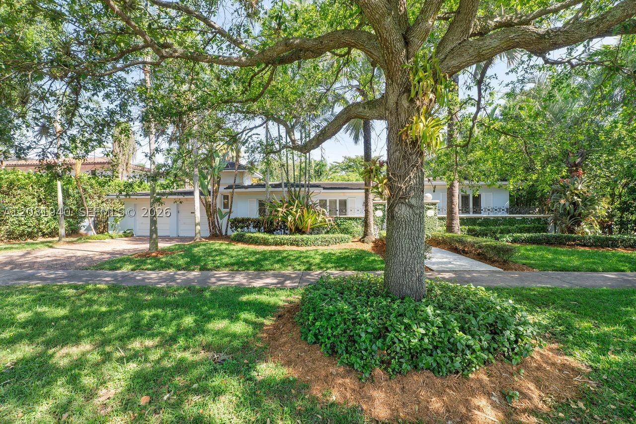 1037 Alfonso Ave Coral Gables, FL 33146