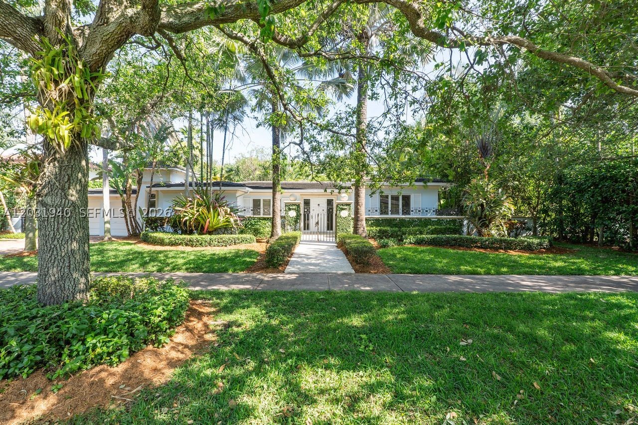 1037 Alfonso Ave Coral Gables, FL 33146