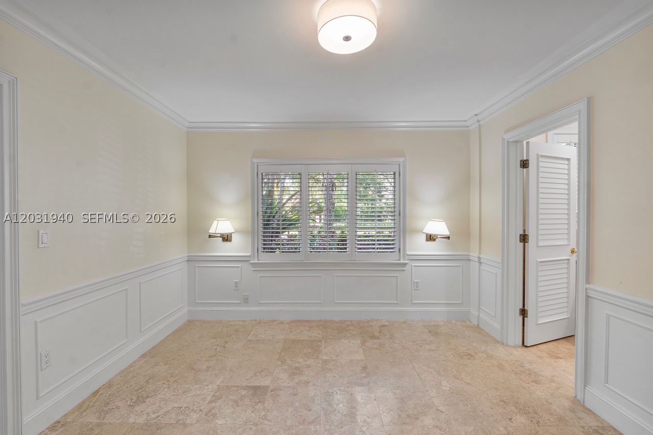 1037 Alfonso Ave Coral Gables, FL 33146