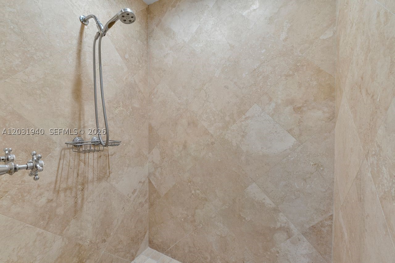 1037 Alfonso Ave Coral Gables, FL 33146