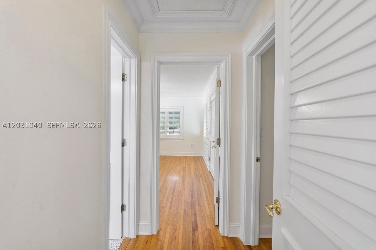 1037 Alfonso Ave Coral Gables, FL 33146