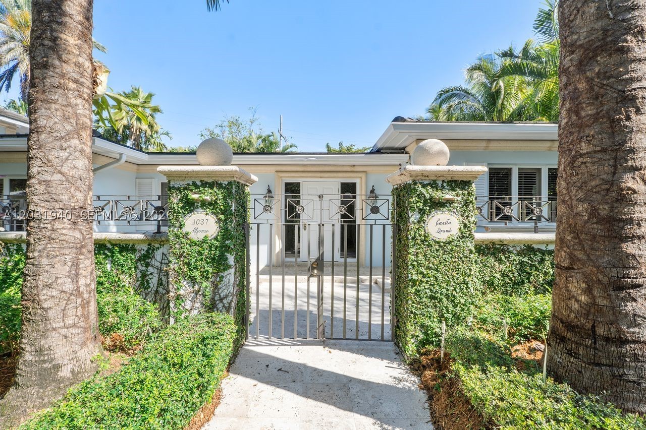 1037 Alfonso Ave Coral Gables, FL 33146