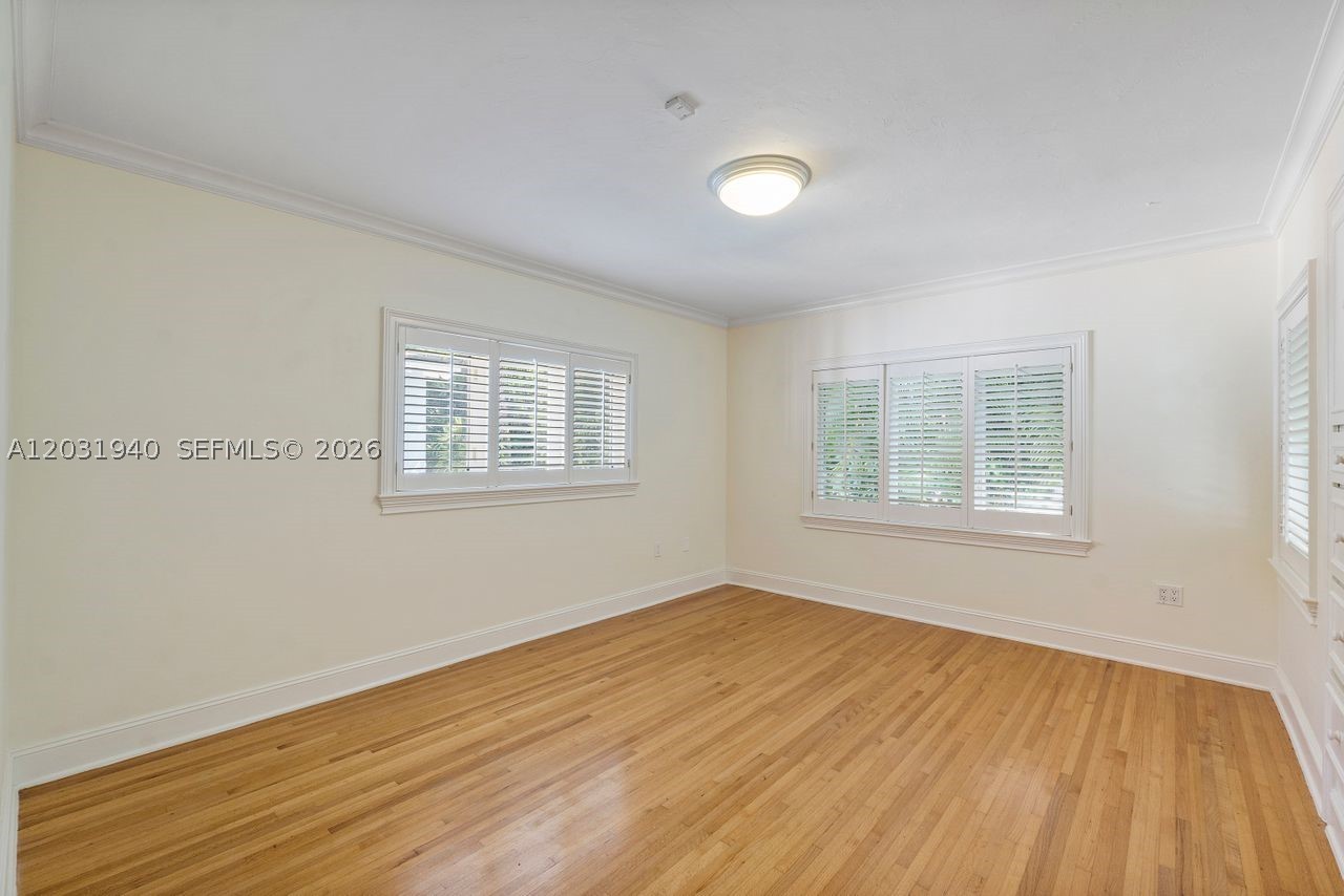 1037 Alfonso Ave Coral Gables, FL 33146