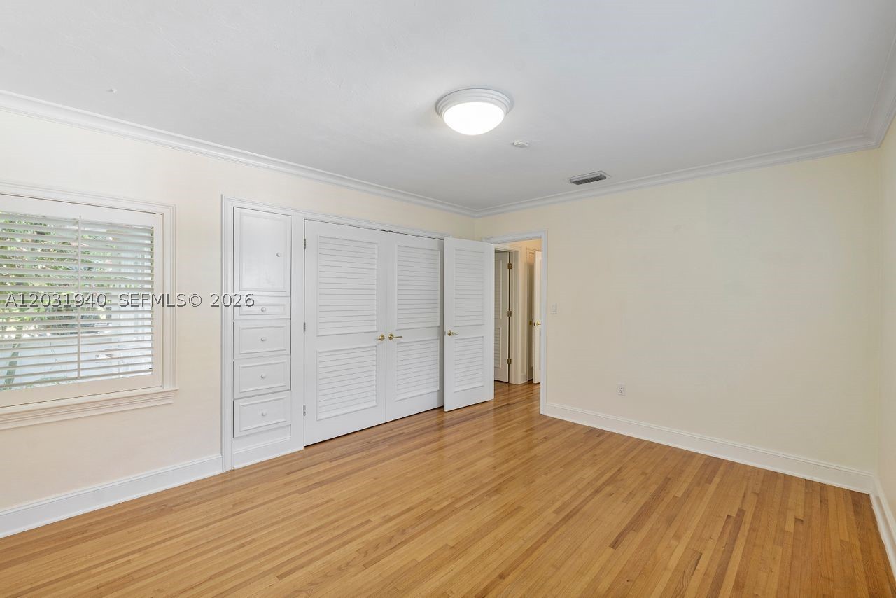 1037 Alfonso Ave Coral Gables, FL 33146