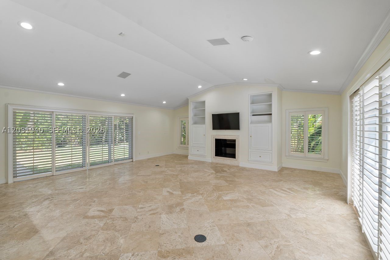 1037 Alfonso Ave Coral Gables, FL 33146