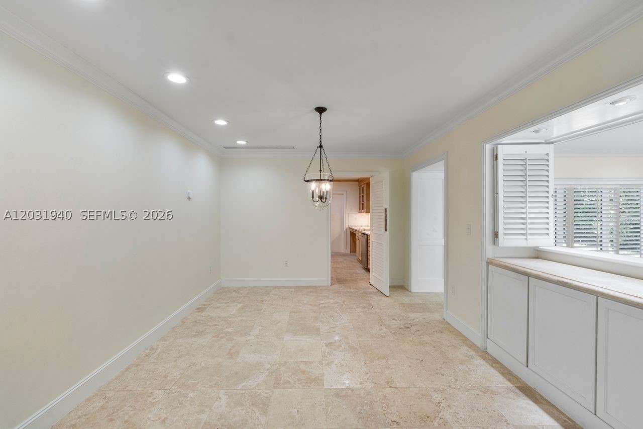 1037 Alfonso Ave Coral Gables, FL 33146