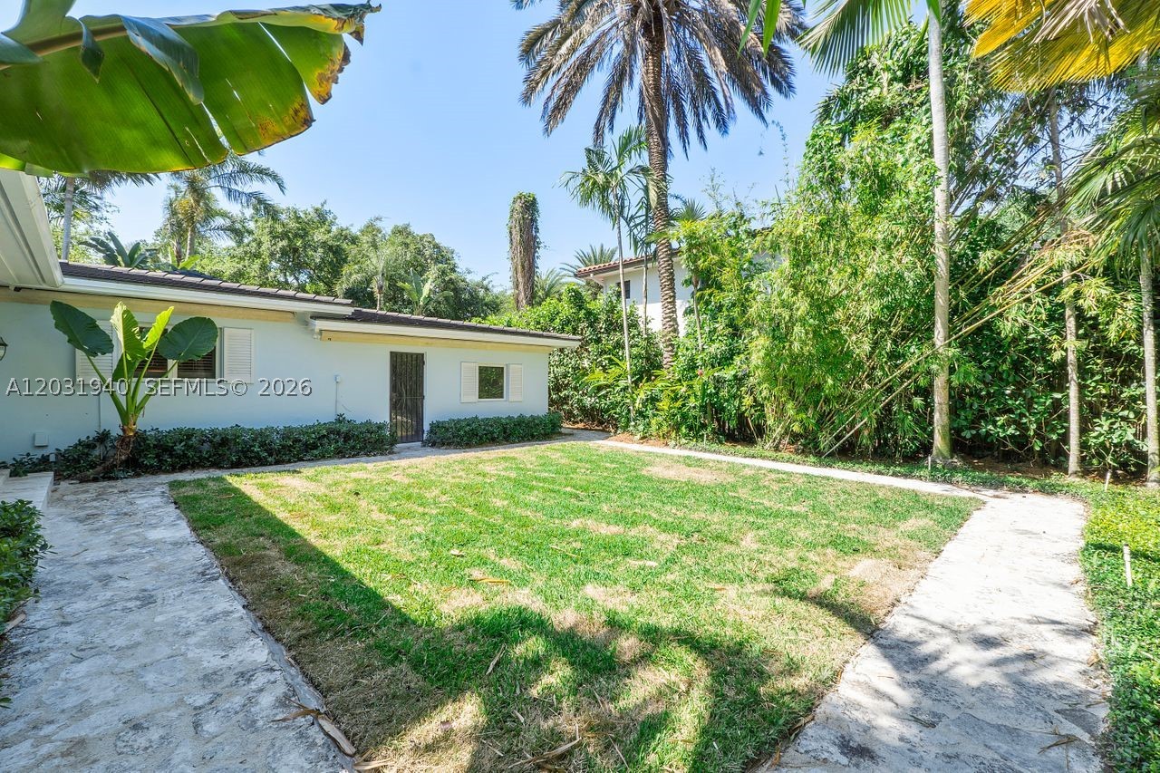 1037 Alfonso Ave Coral Gables, FL 33146