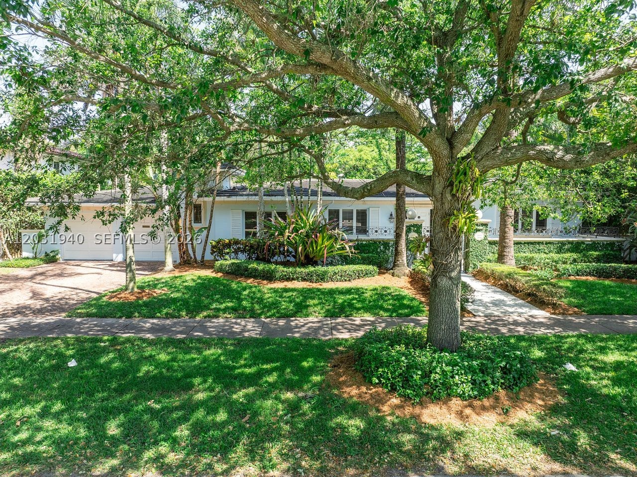 1037 Alfonso Ave Coral Gables, FL 33146