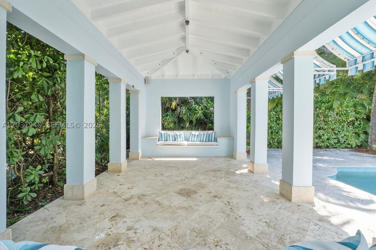1037 Alfonso Ave Coral Gables, FL 33146