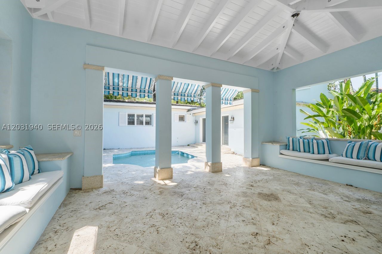 1037 Alfonso Ave Coral Gables, FL 33146