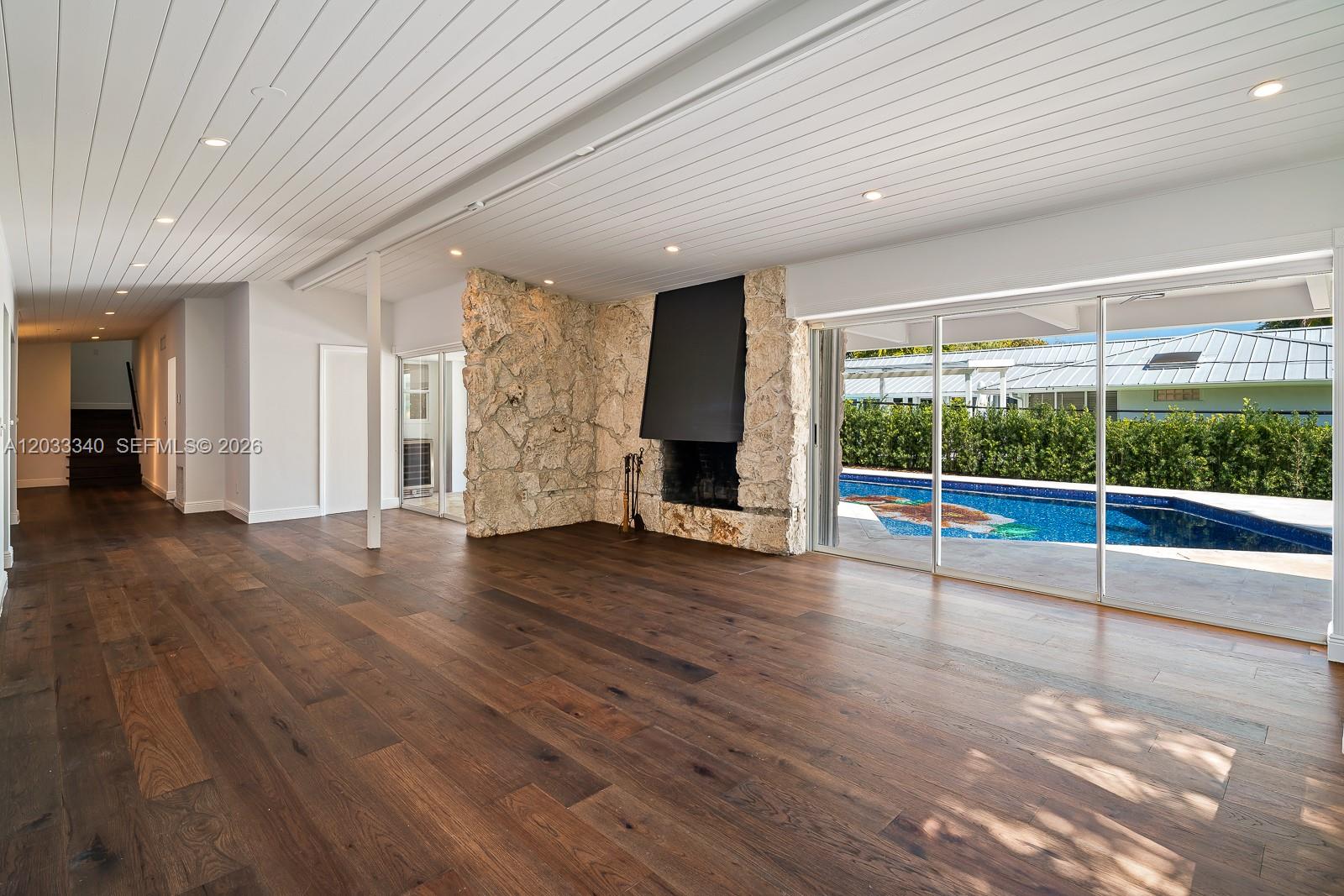 669 S Mashta Key Biscayne, FL 33149