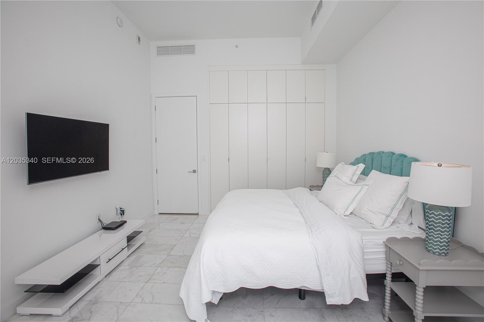 2821 S Bayshore #20D Miami, FL 33133