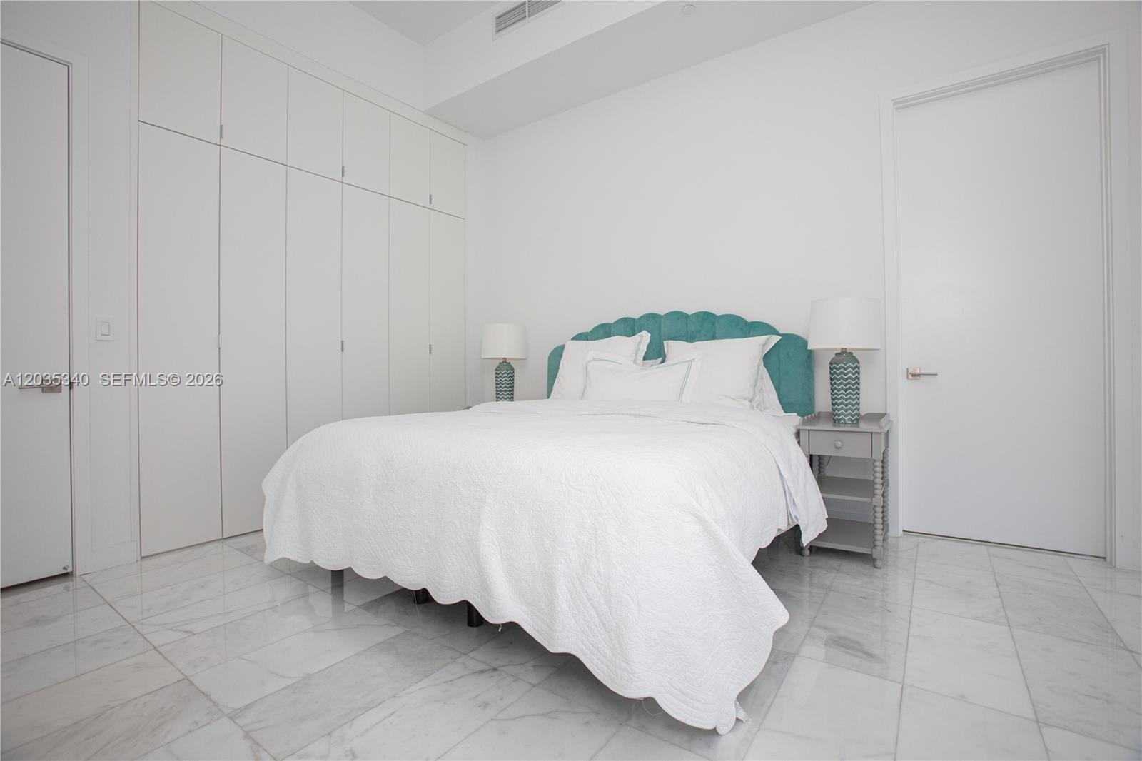 2821 S Bayshore #20D Miami, FL 33133