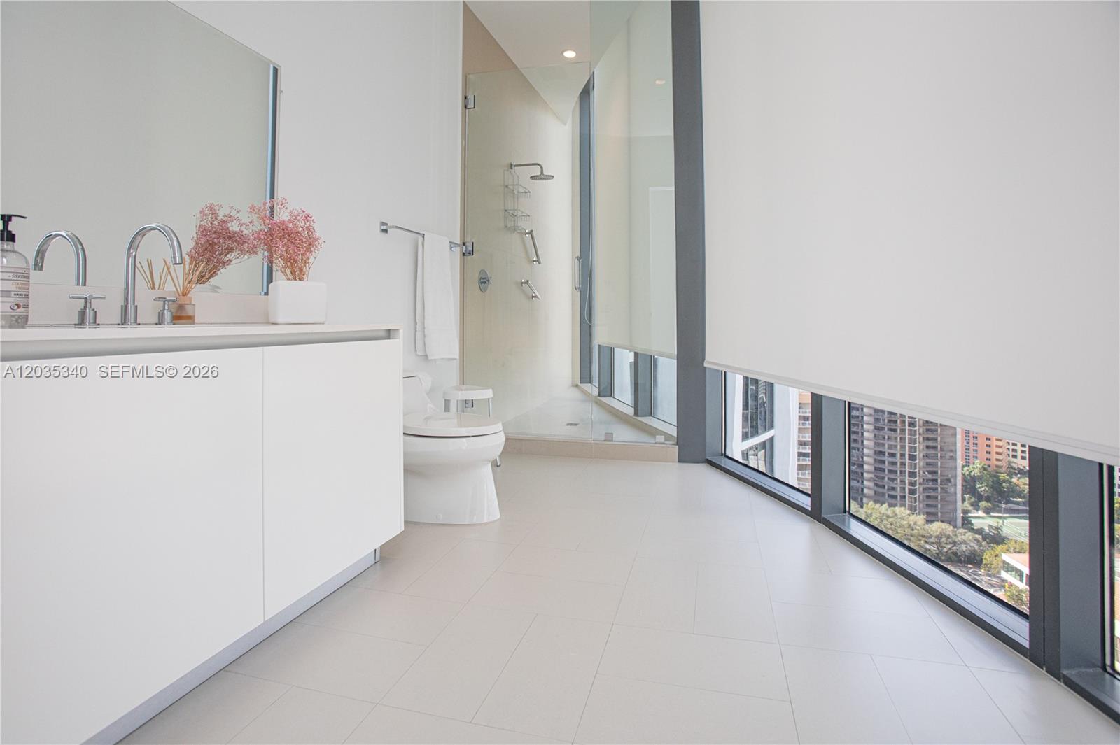 2821 S Bayshore #20D Miami, FL 33133