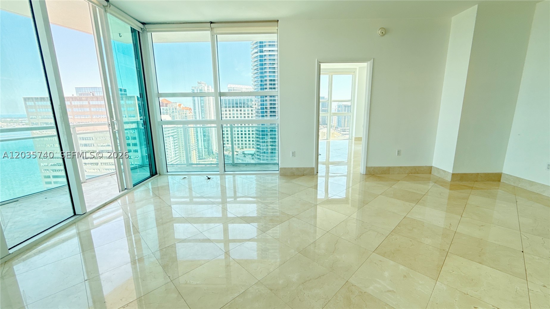 image The Plaza on Brickell East13