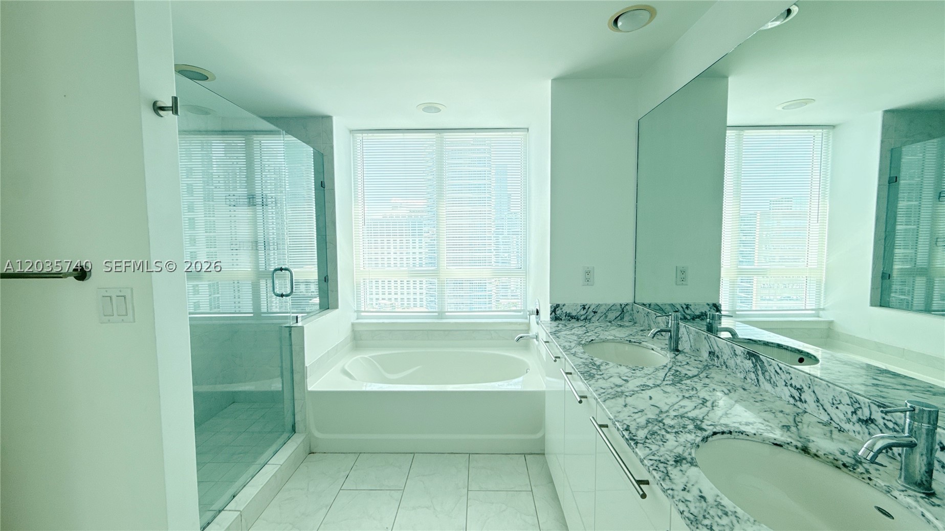 image The Plaza on Brickell East7