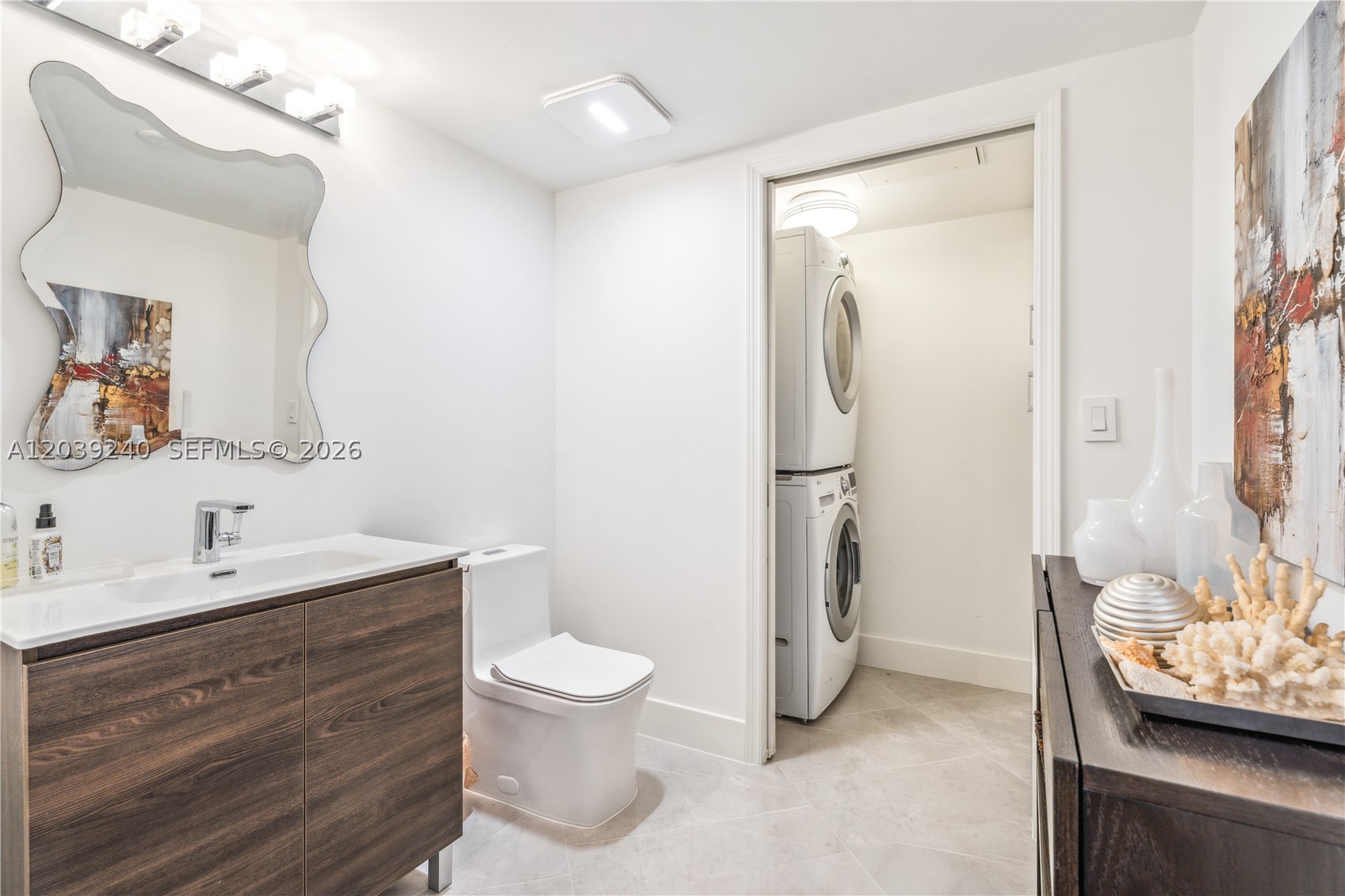 16699 Collins Ave+one Self Parking #4110 Sunny Isles Beach, FL 33160