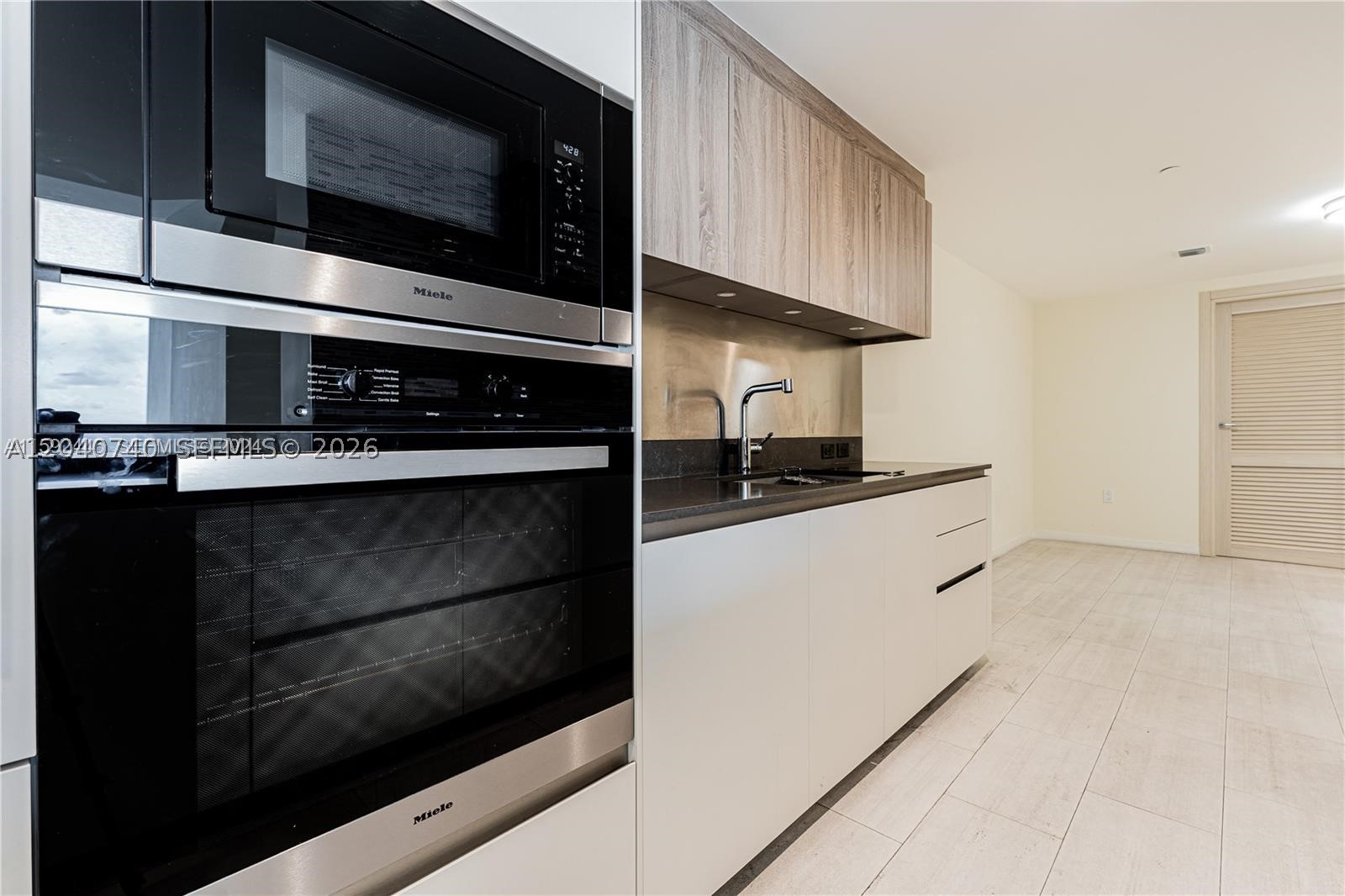 image Brickell Flatiron8