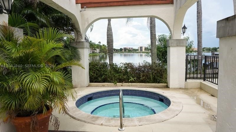 331 Ives Dairy Rd #331-10