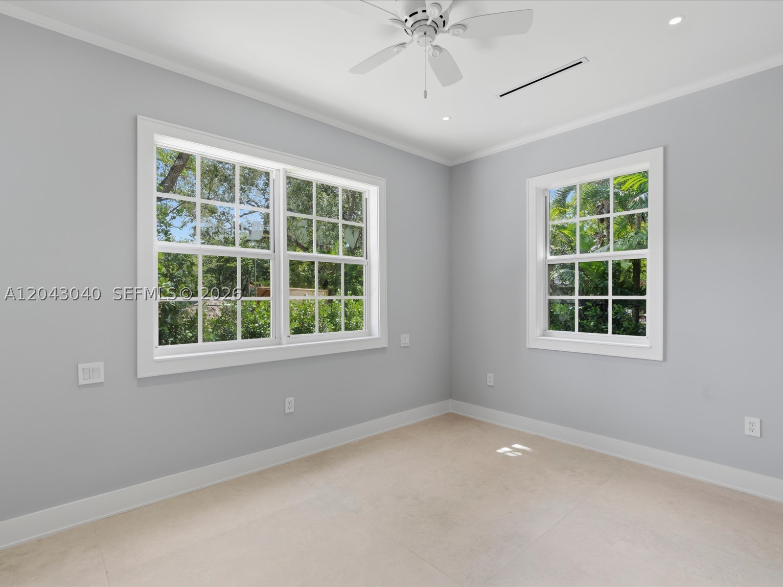 6333 SW 69th St South Miami, FL 33143