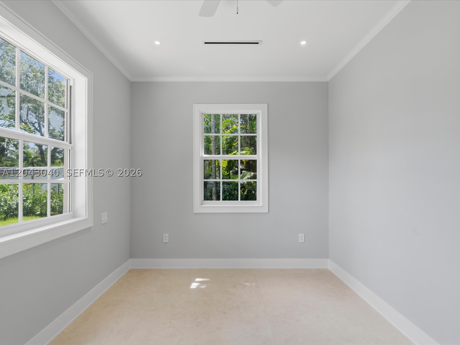 6333 SW 69th St South Miami, FL 33143
