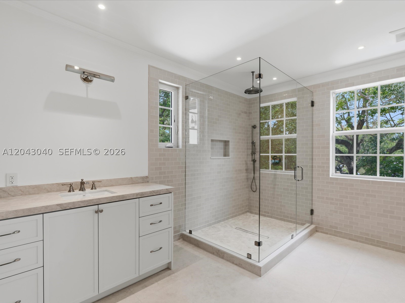 6333 SW 69th St South Miami, FL 33143