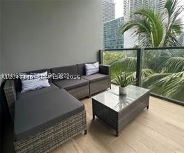 image Reach Brickell City Centre8