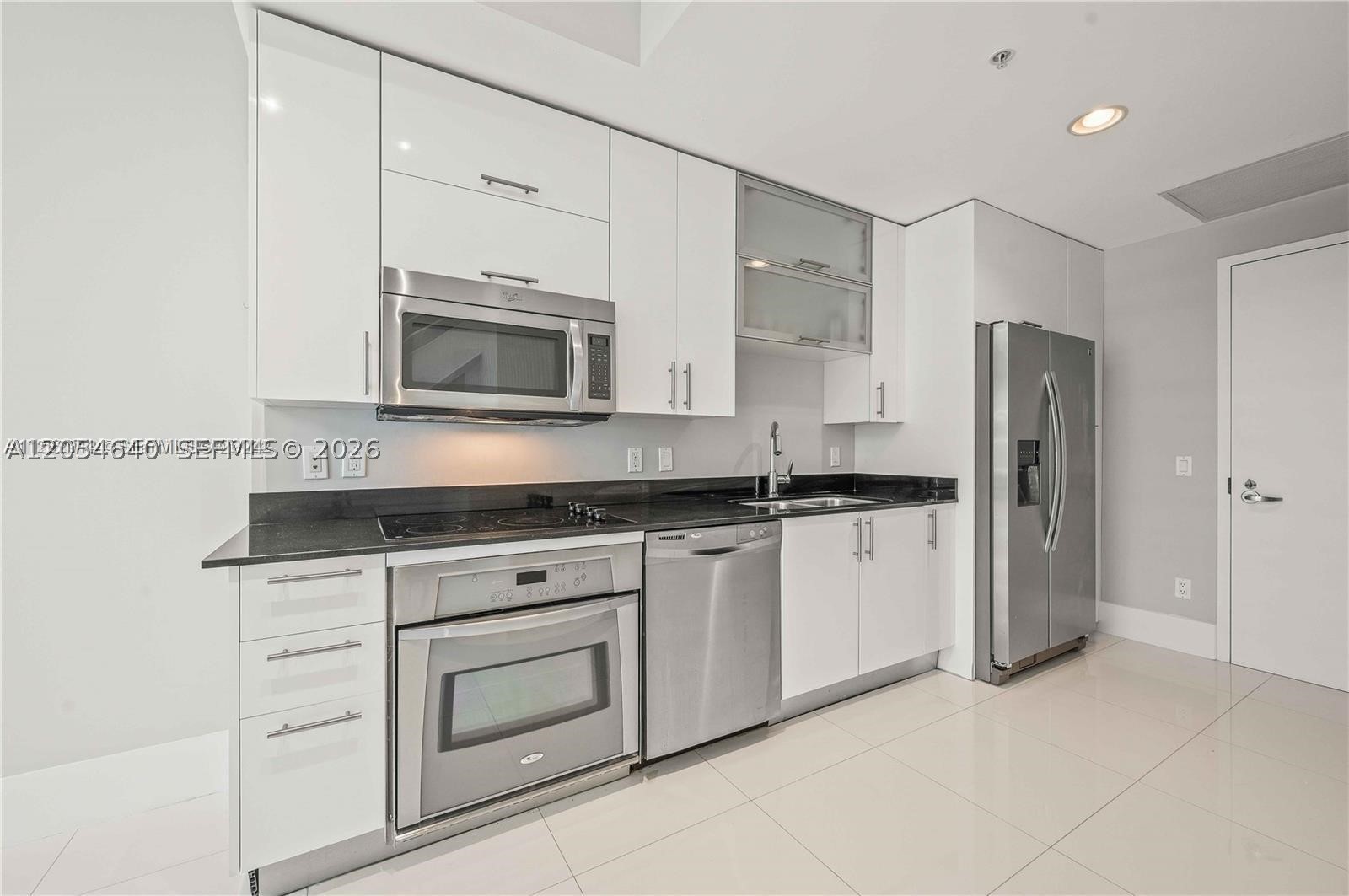 60 SW 13th St #3618 Miami, FL 33130