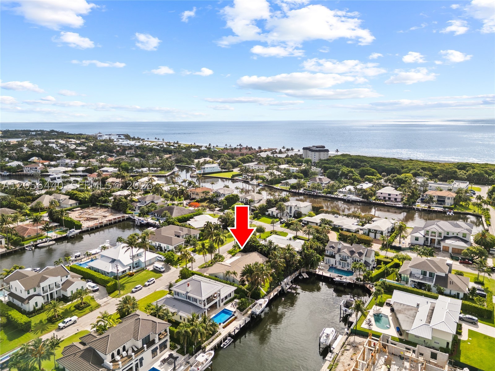 18 Eleuthera Dr Ocean Ridge, FL 33435