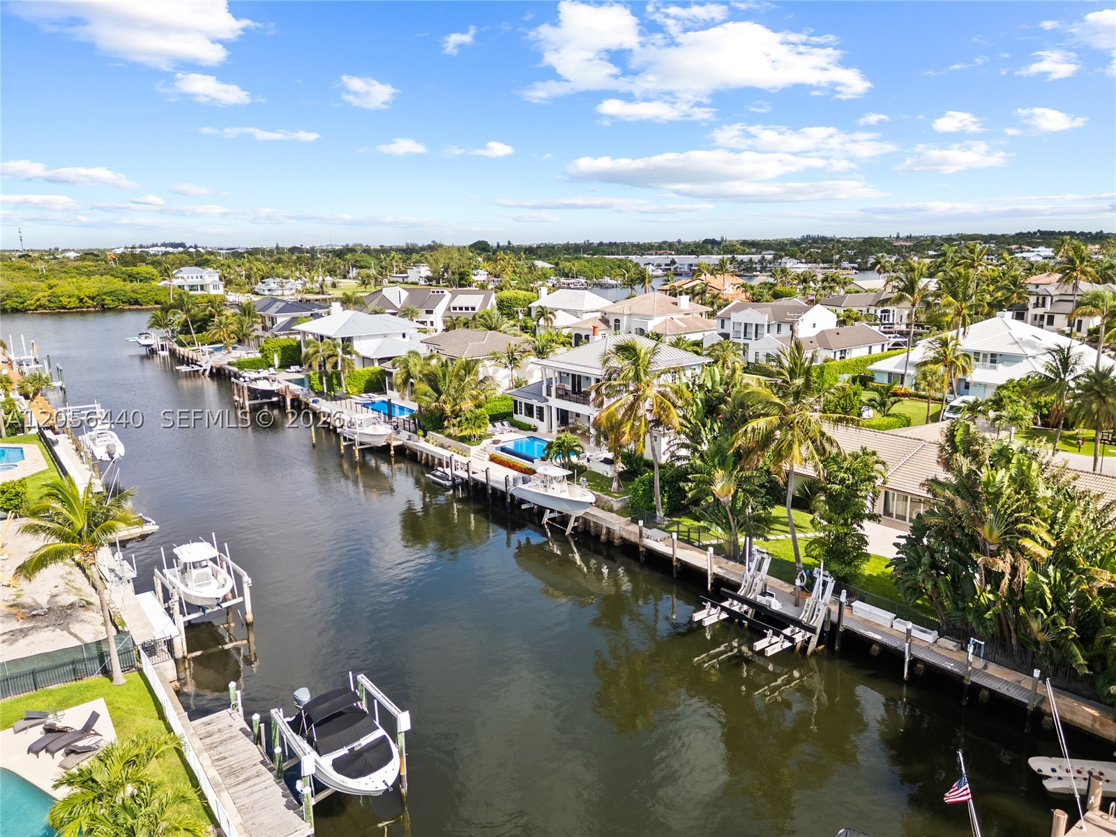 18 Eleuthera Dr Ocean Ridge, FL 33435