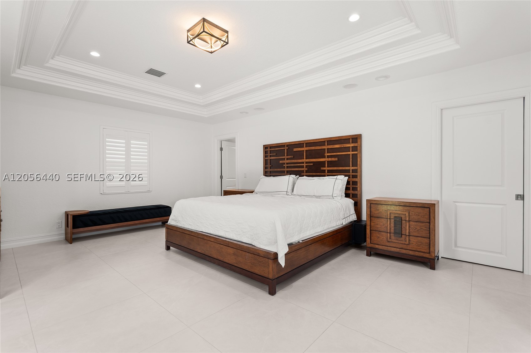 18 Eleuthera Dr Ocean Ridge, FL 33435