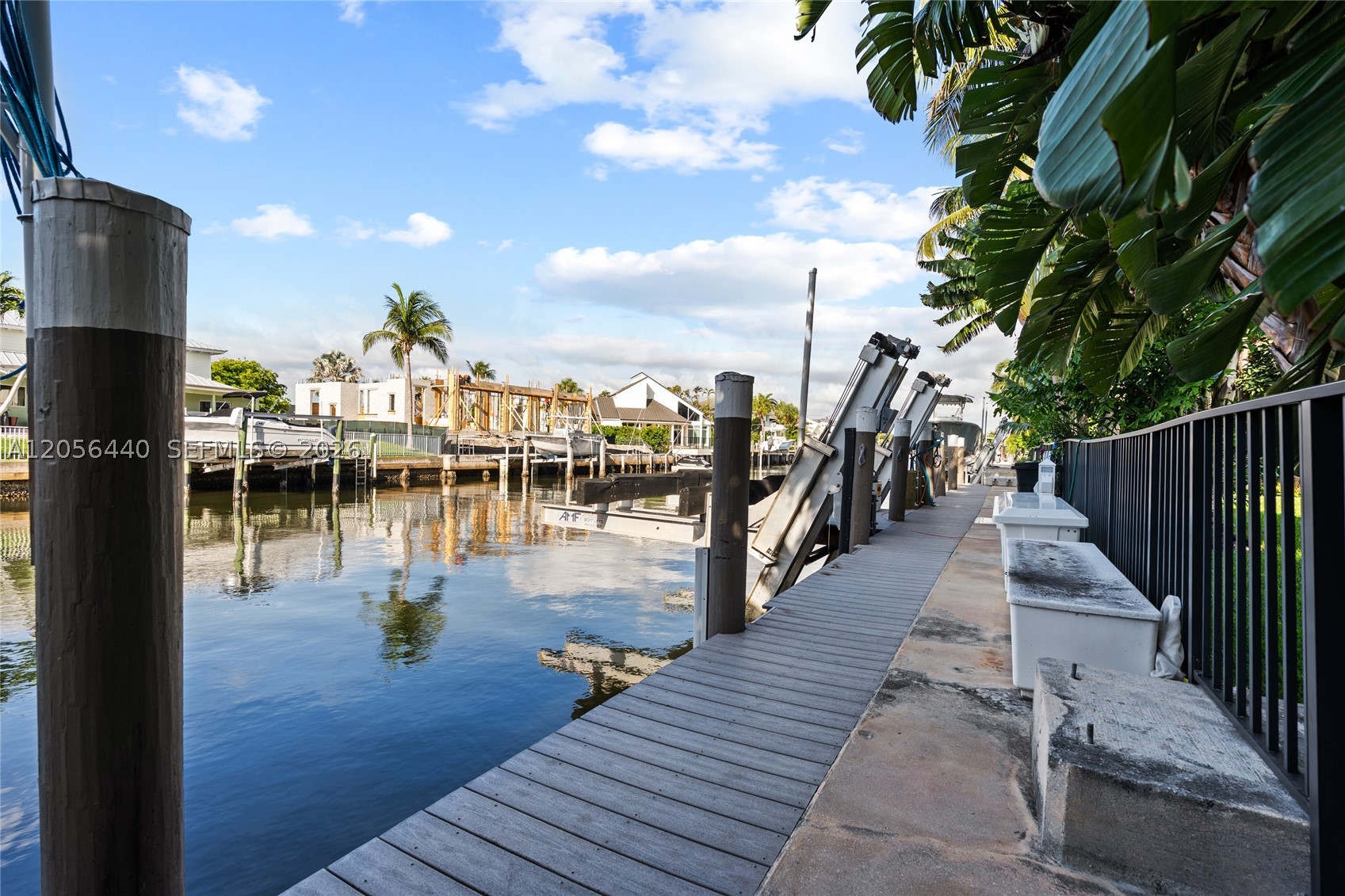 18 Eleuthera Dr Ocean Ridge, FL 33435