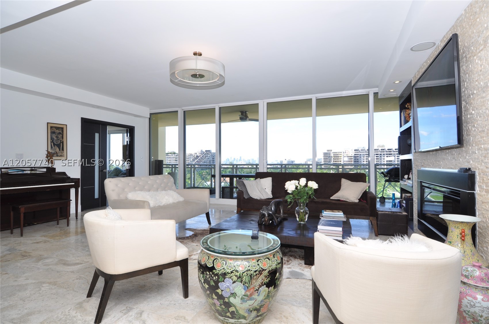 430 Grand Bay Dr #708 Key Biscayne, FL 33149