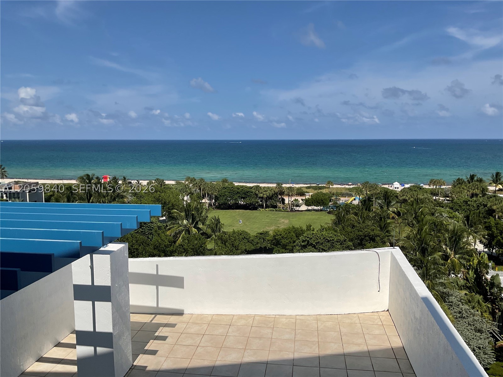 7600 Collins Ave #1008