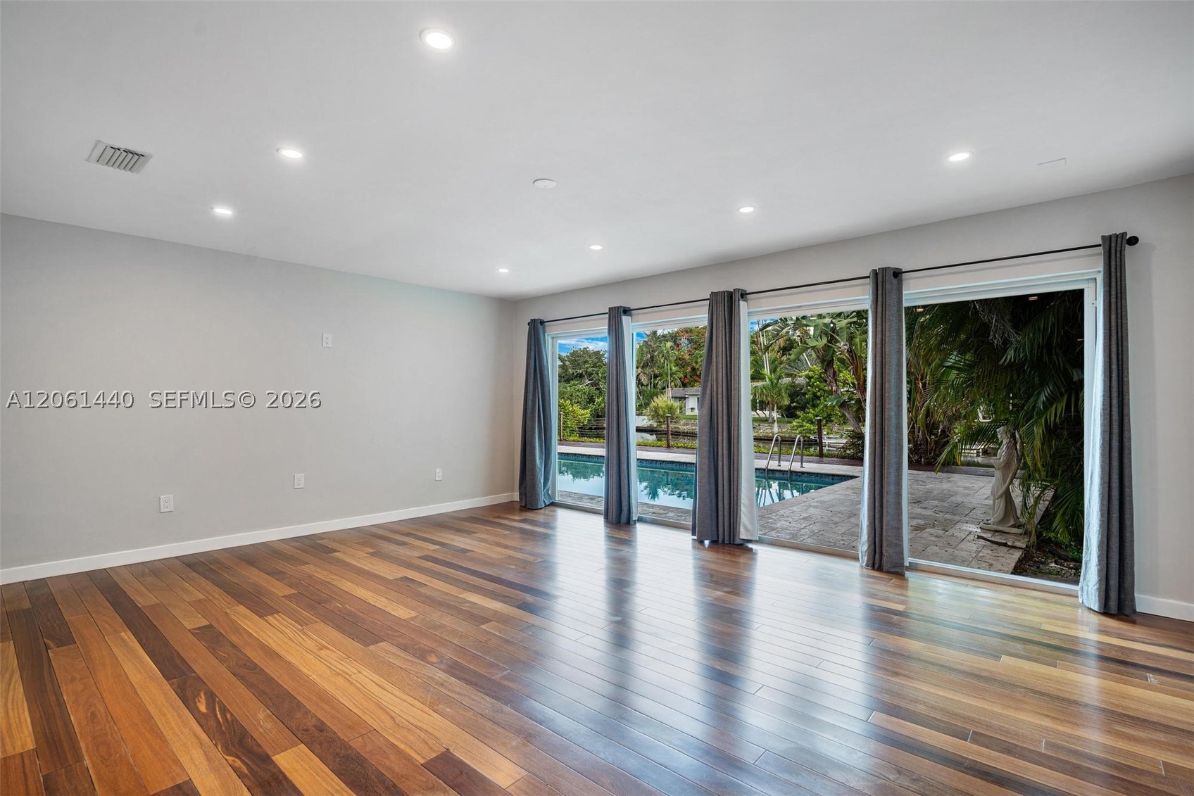 739 Blue Rd Coral Gables, FL 33146