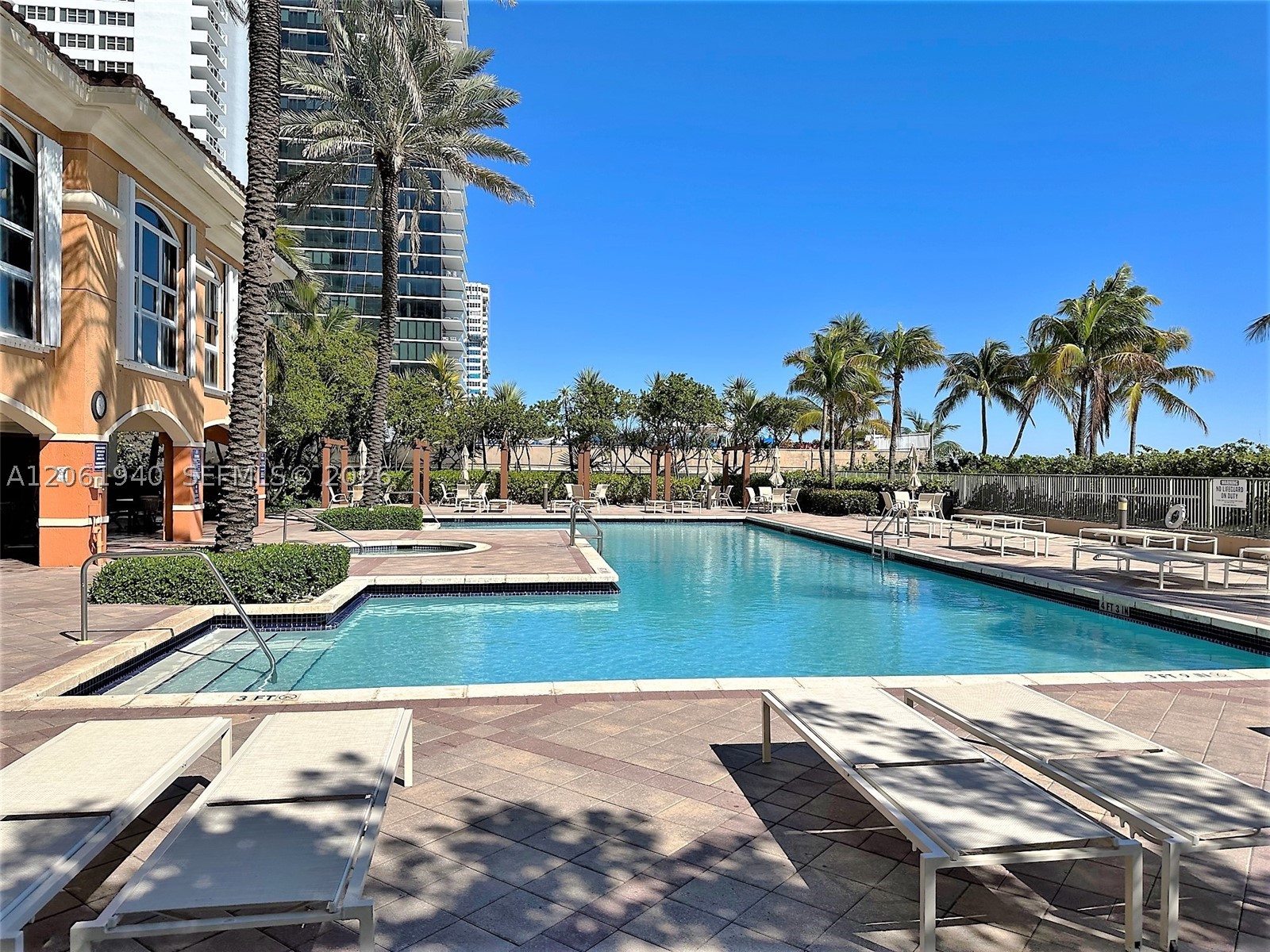 image 2080 Ocean Drive22