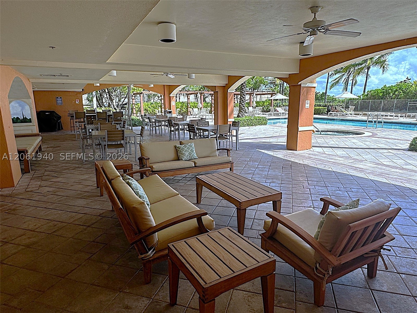 image 2080 Ocean Drive26