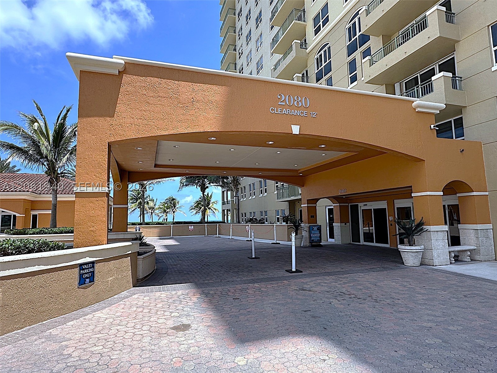 image 2080 Ocean Drive35