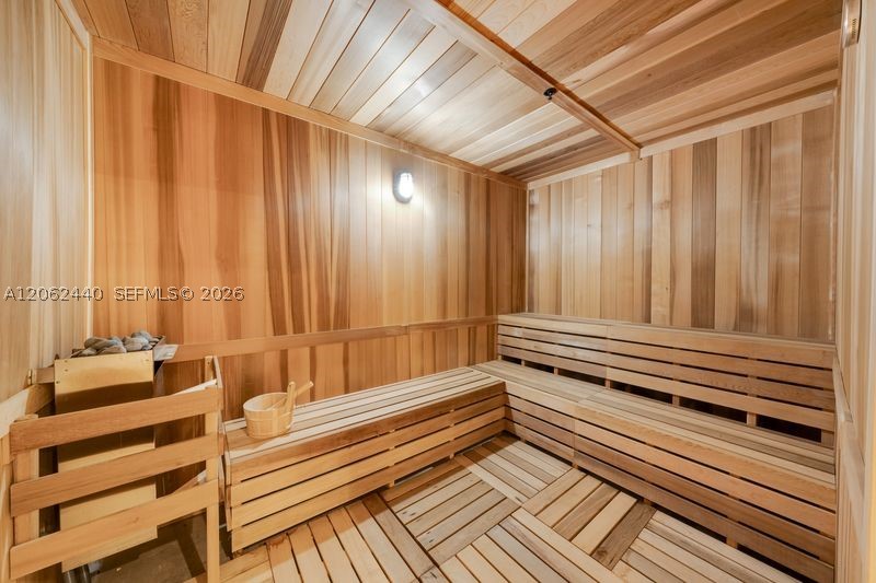 225 N Miami Ave #1801 Miami, FL 33128